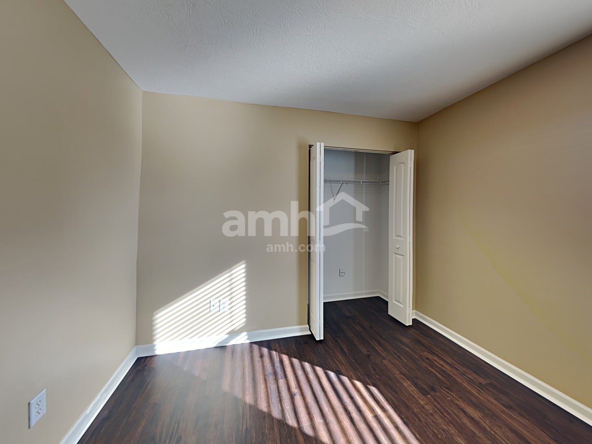 Building Photo - 12693 Old Pond Rd