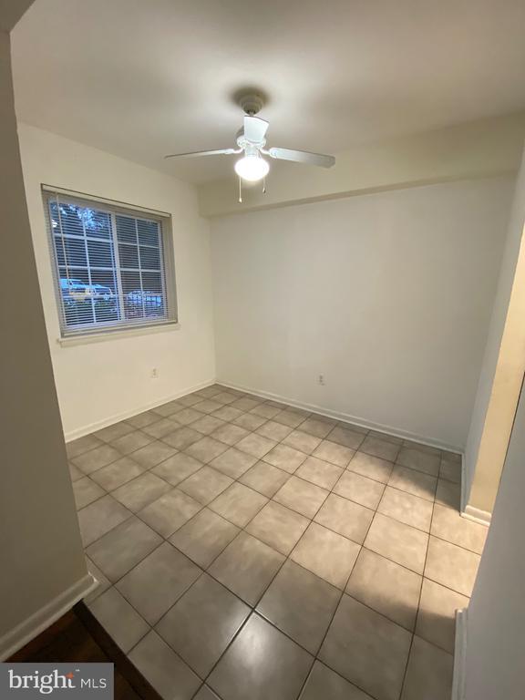 Building Photo - 1531 Colonial Dr