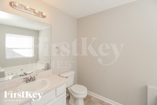 Building Photo - 4035 Mission Way