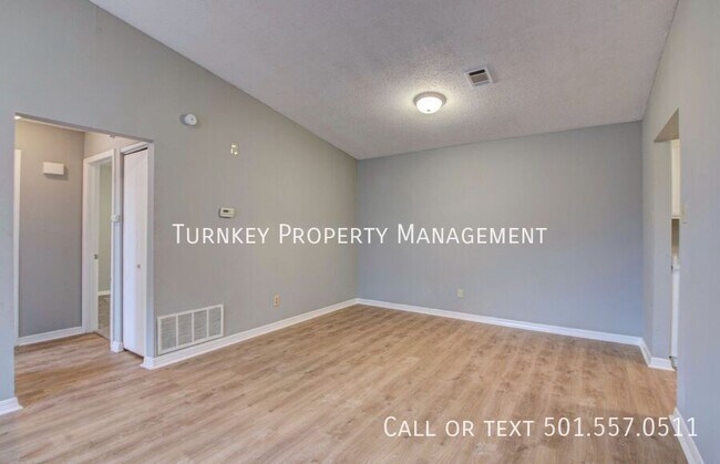 Building Photo - 3308 Holt St