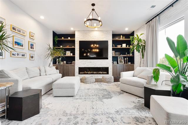 Building Photo - 3412 W 62nd Ave