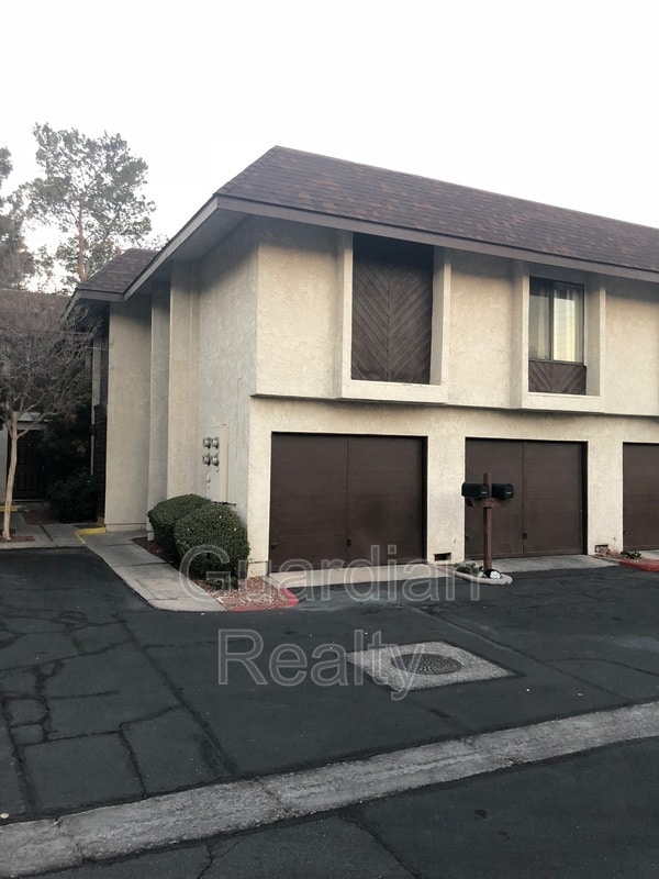 Building Photo - 4425 Shortleaf St