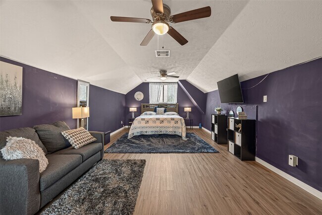 Building Photo - 6518 Palo Duro Dr
