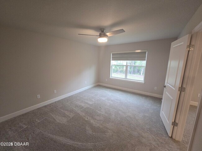 Building Photo - 54 Longridge Ln