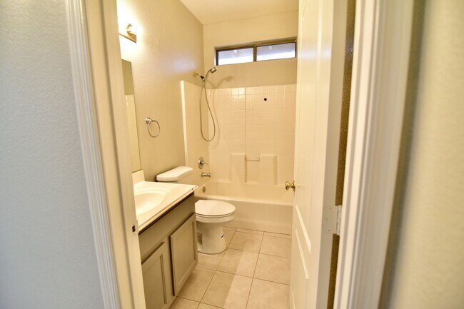 Building Photo - 6157 Copper Crest Dr