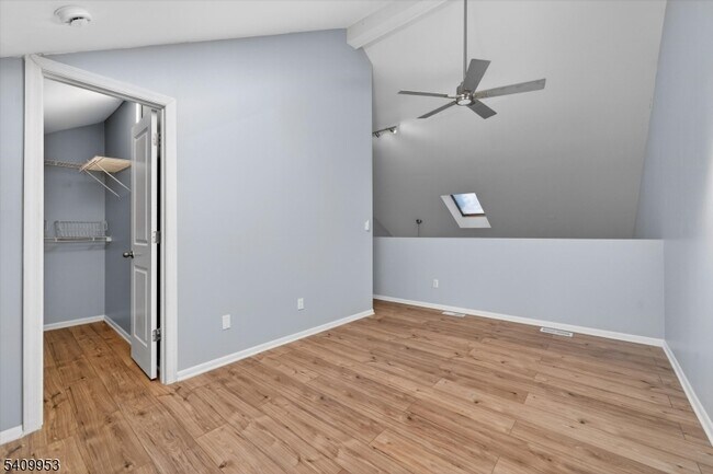 Building Photo - 7 Arapahoe Dr