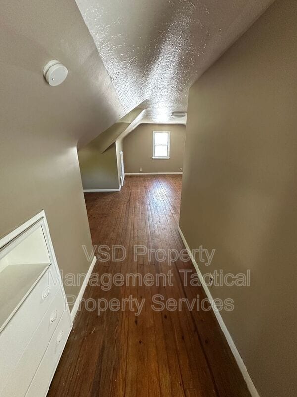 Building Photo - 4733 E 88th St