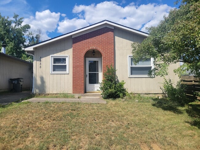 Primary Photo - 3388 Royal Wood Rd