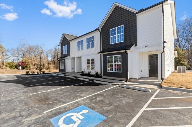 Building Photo - ***NEW CONSTRUCTION 2BR 2BATH Fort Bragg Manchester Gate less then 5 miles