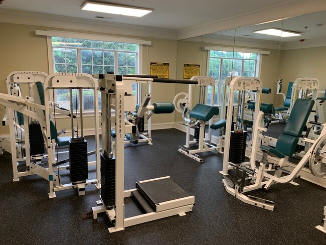 Weight Room - 212 Bentley Pl