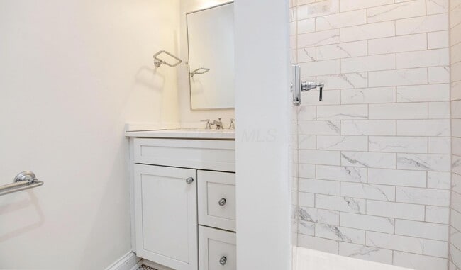 Building Photo - 65 S 5th St