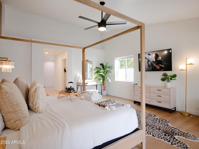 Building Photo - 15218 N 61st St