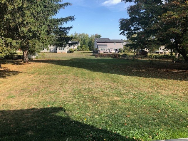 250' Fenced back yard. - 2442 Westside Dr