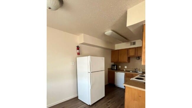 Building Photo - 701 N Madison St