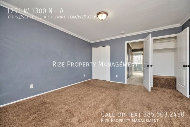 Building Photo - Desirable Rose Park Townhome- Newly Renova...