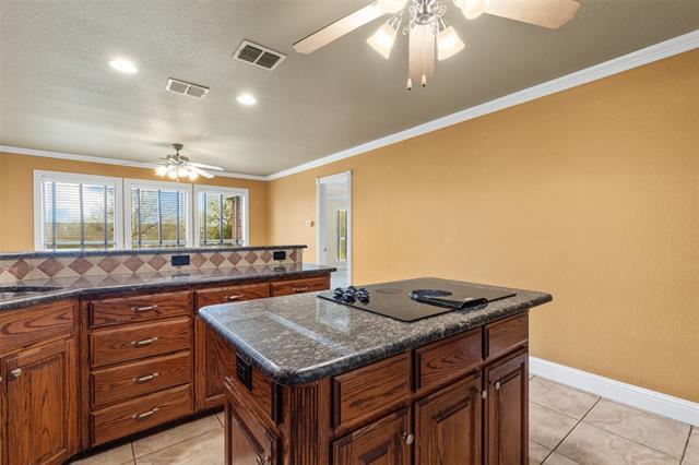 Building Photo - 389 Scenic View Dr