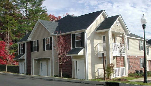 Primary Photo - SouthRidge Apartments and Townhomes