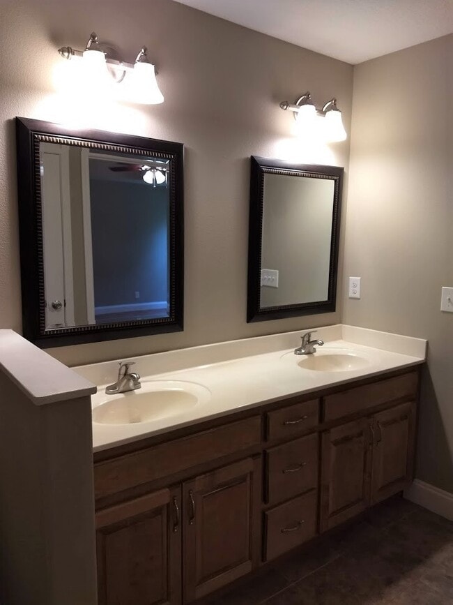 Building Photo - 6345 Osage Rd