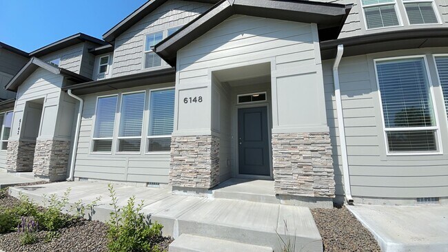 Interior Photo - Roe Street Townhomes