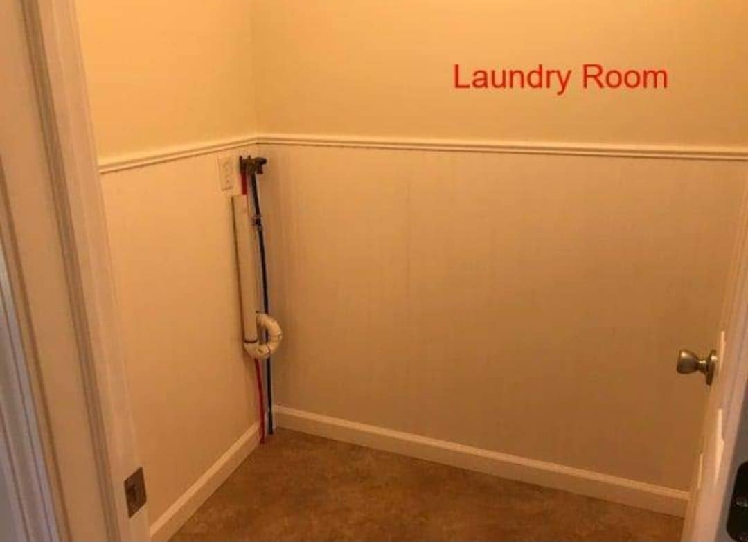 Washer room - 5616 Gardner Rd