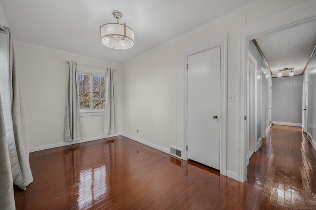 Building Photo - 139 Pennsylvania Ave