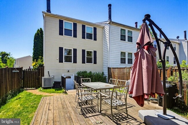 Building Photo - 9402 Granite Hill