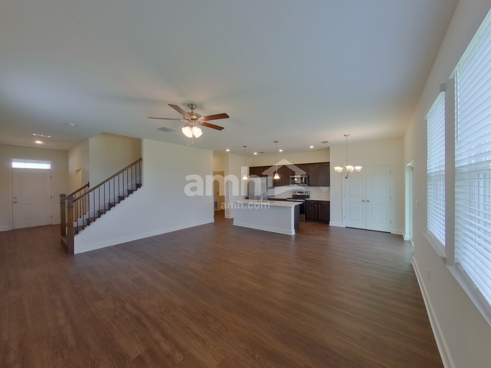 Building Photo - 1045 Island Pond Dr
