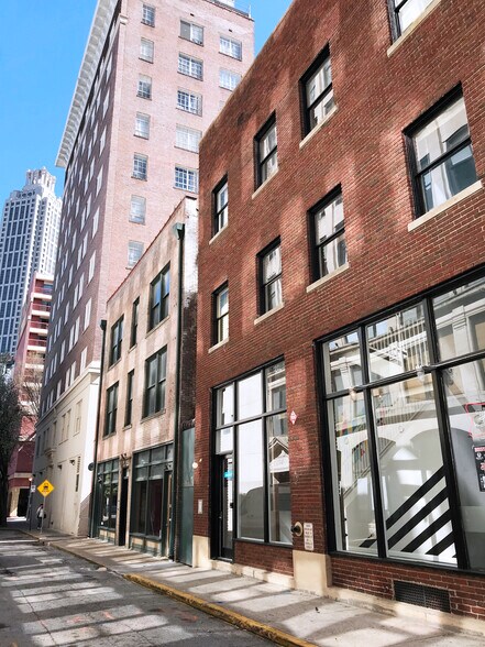 Building Photo - 89 Fairlie St NW