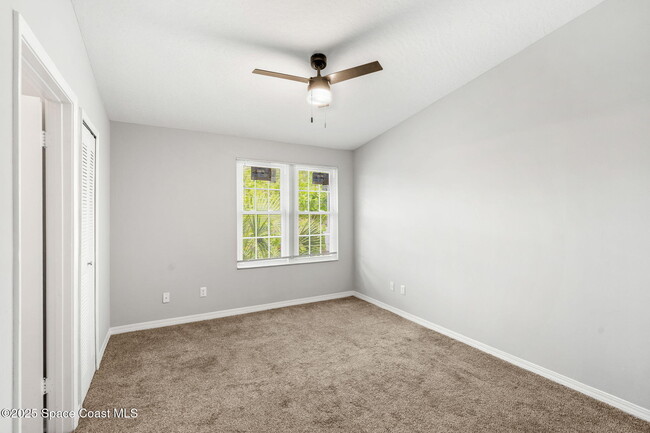 Building Photo - 7667 N Wickham Rd