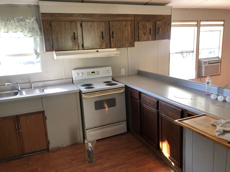 Building Photo - 4060 Spiker Ln