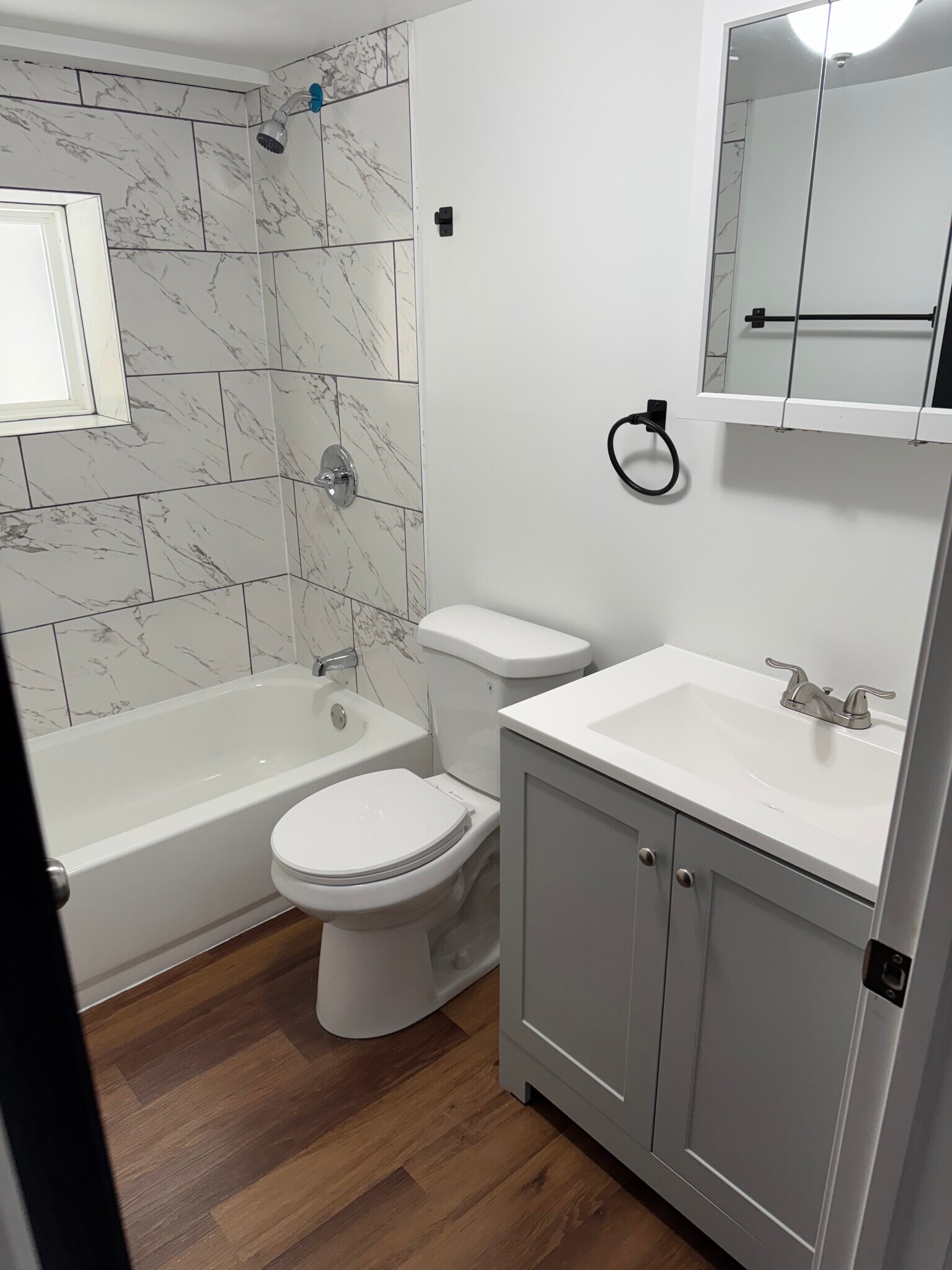 Building Photo - 2309 W 47th Pl