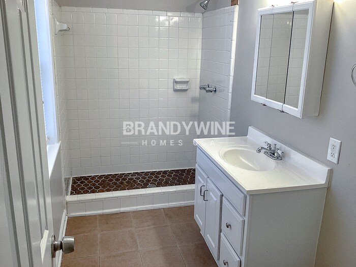 Building Photo - 5391 Hall Cir
