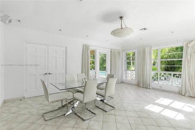 Building Photo - 8700 SW 153rd Terrace