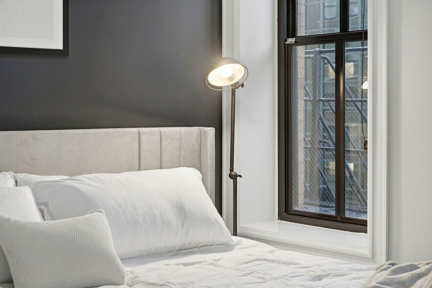 Building Photo - 417 S Dearborn St