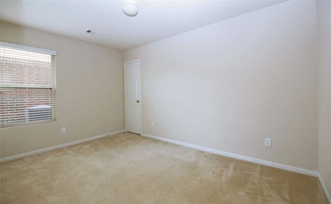 Building Photo - 14714 Keystone Green Dr