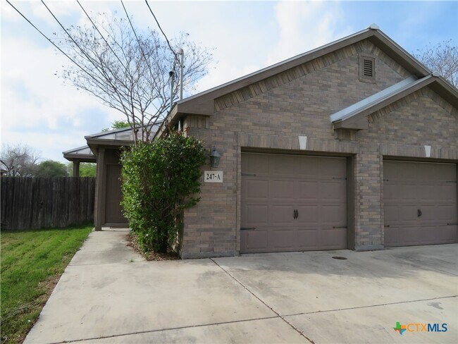 Primary Photo - 247 Rosalie Dr