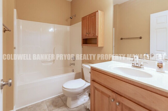 Building Photo - 6811 Neville Dr
