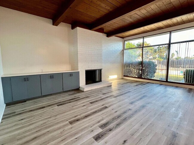 Building Photo - 4959-61 Catoctin Dr