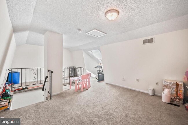 Building Photo - 81 Thoreau Dr