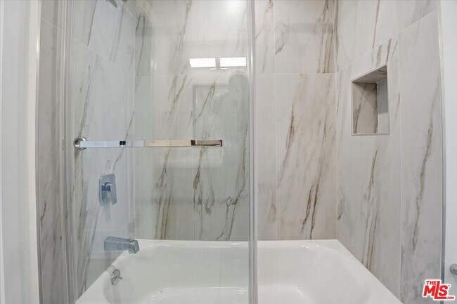 Building Photo - 1820 Prosser Ave