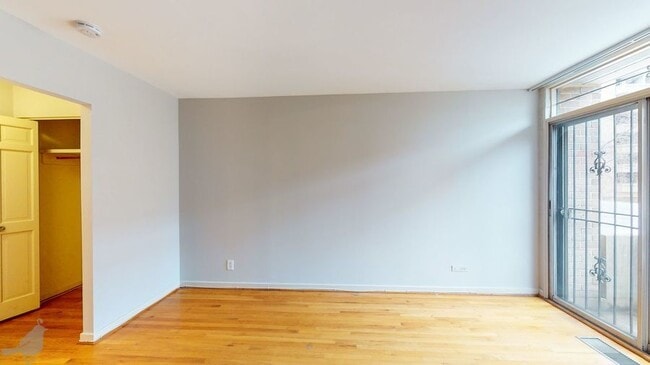 Building Photo - 226 M St SW