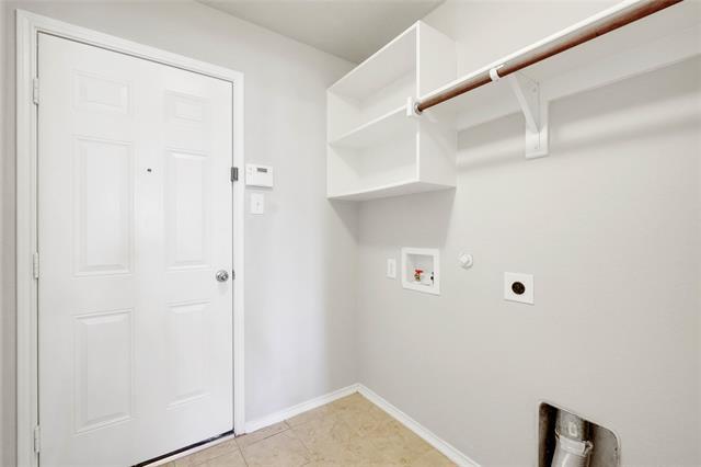 Building Photo - 12409 Sunrise Dr