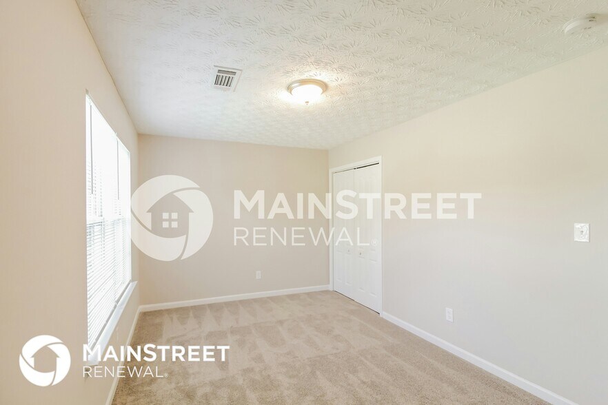 Building Photo - 1110 Overlook Dr