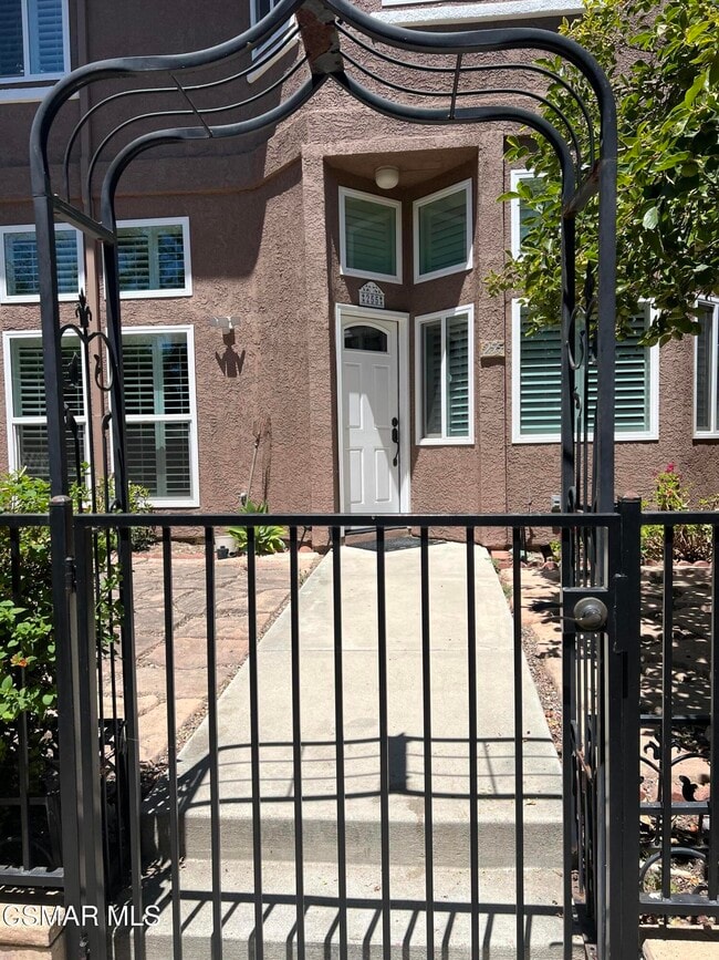 Building Photo - 255 N Skyline Dr