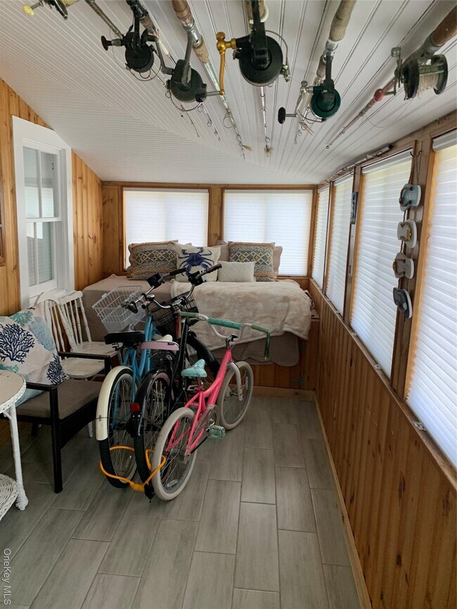 Building Photo - 30 Bungalow Ln