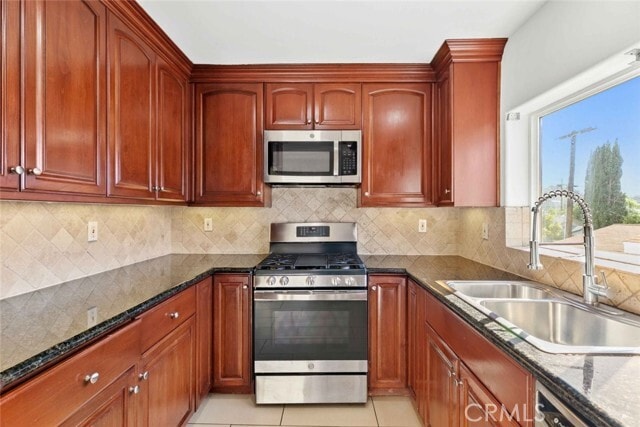 Building Photo - 6939 Greeley St