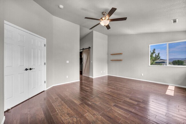 Building Photo - 4360 Great Falls Loop