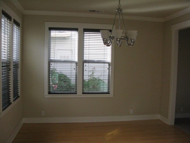 Building Photo - 2477 Switzerland Ln