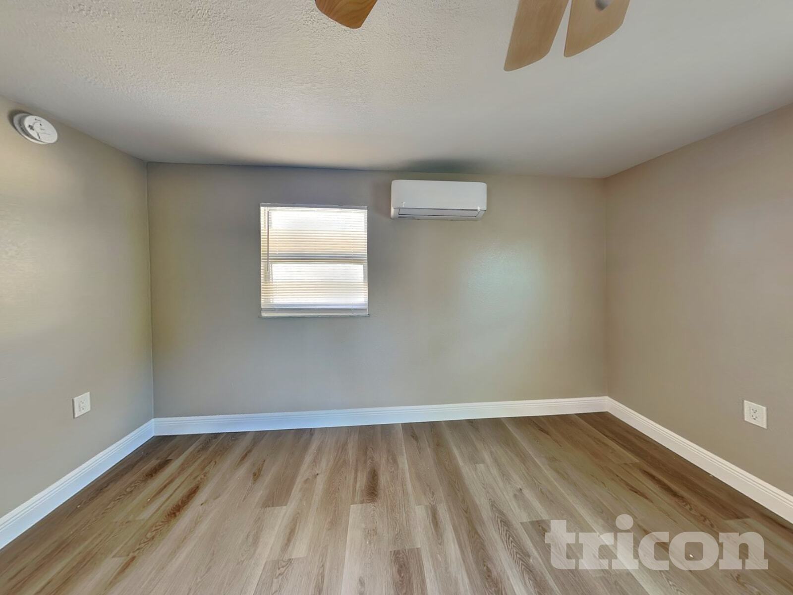 Building Photo - 5601 N 16th St