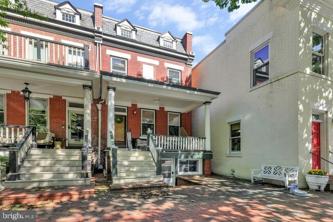 Building Photo - 1407 King St
